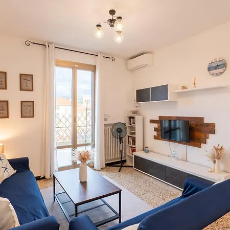 L'attico Sul Porto, Sea View, Wide Terrace, Center