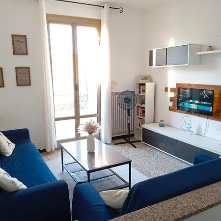 Apartment L'attico Sul Porto, Sea View With Terrace, Center Imperia