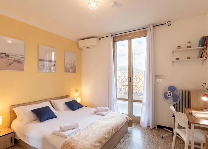 L'attico Sul Porto, Sea View, Wide Terrace, Center Imperia